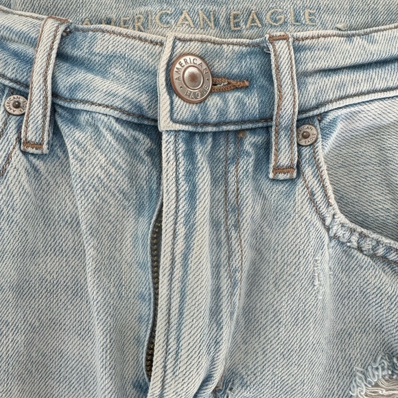 SOLD: AE 90s Boyfriend Jeans - Picture 11 of 13